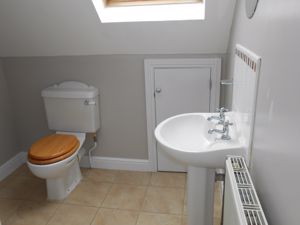 En-suite- click for photo gallery